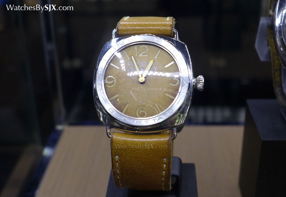 Panerai Radiomir 3646 engraved bezel