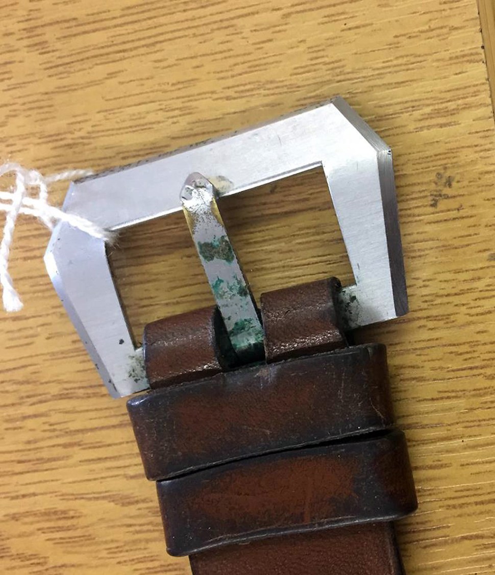 panerai_3646_260698_buckle