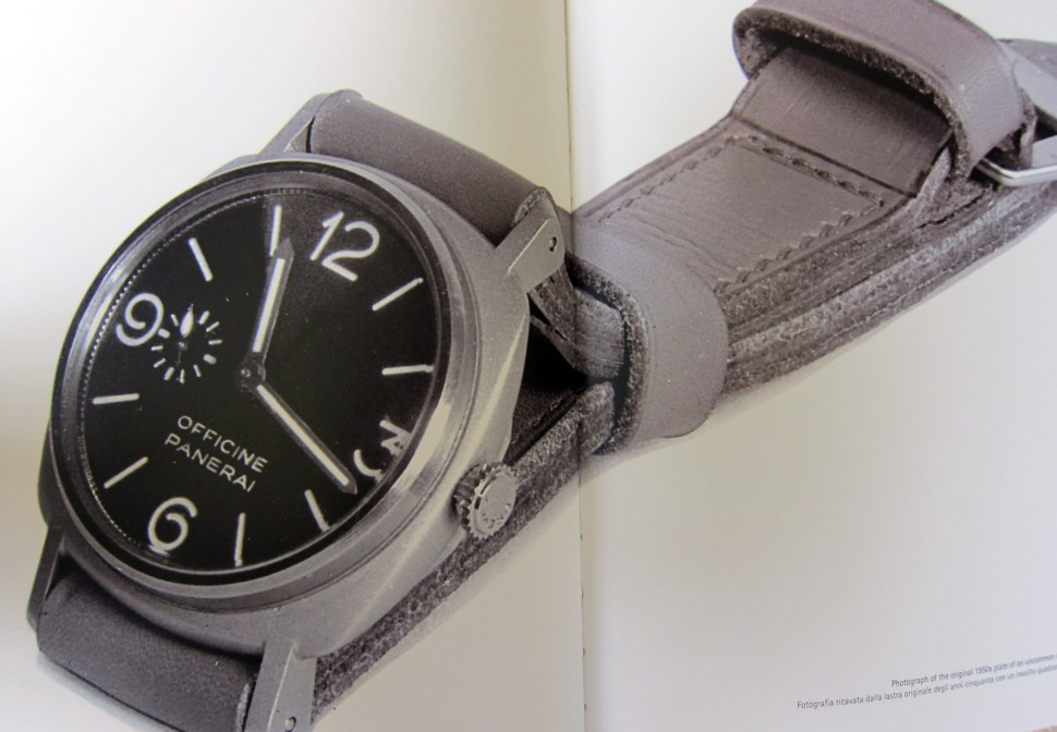 panerai_3646_trans_plate