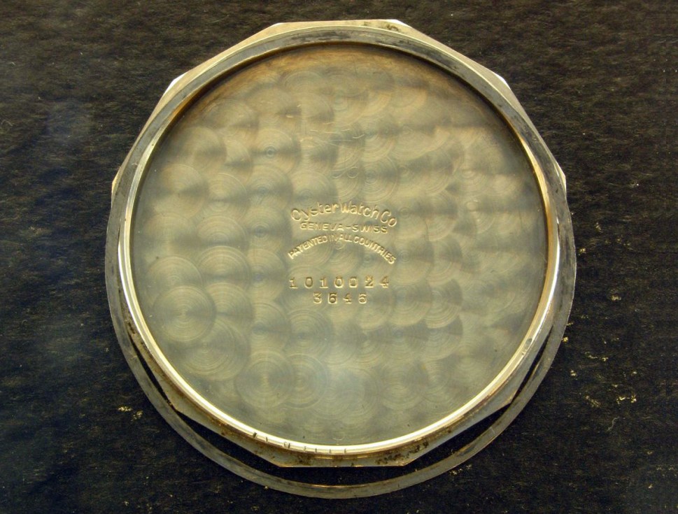 panerai_3646_1010024_cb_oyster