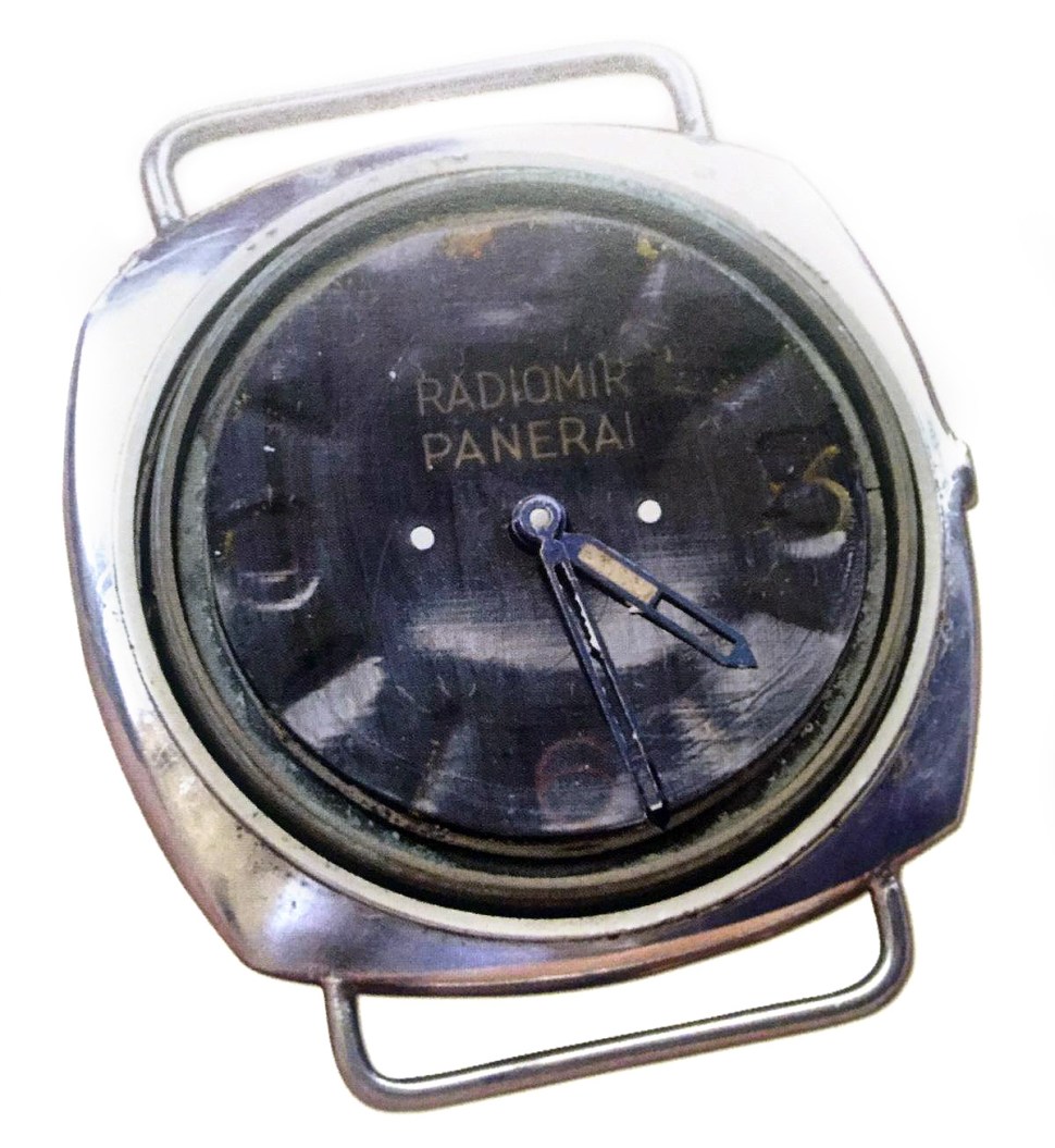 170103_panerai_plastic_rivet_dial_gpf_warped