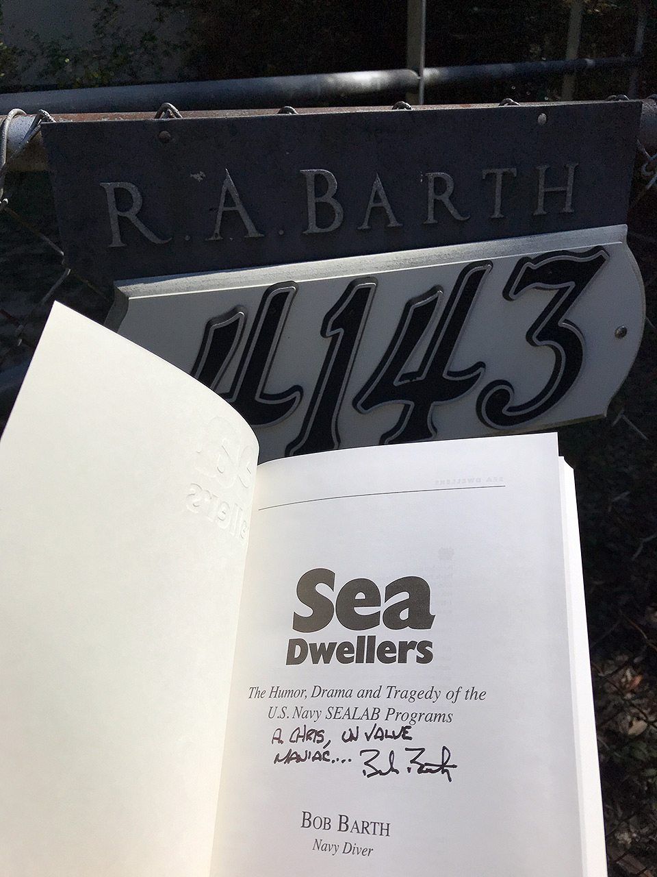 171024-bob-barth-sea-dwellers-dedication