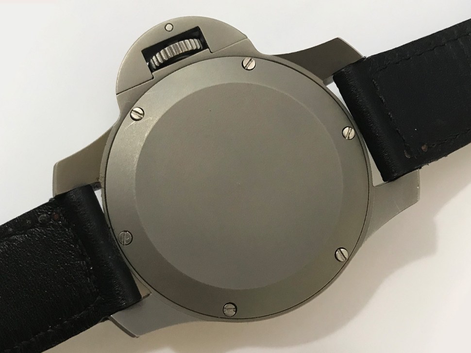 180524-panerai-mille-metri-titanium-sothebys-2018-caseback