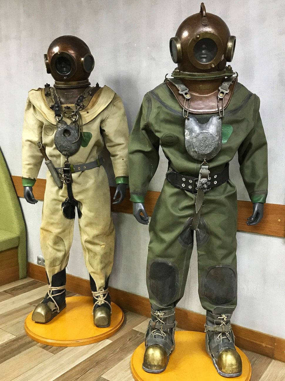 180627-panerai-gtg-moscow-paneristi-club-room-standard-diving-dress