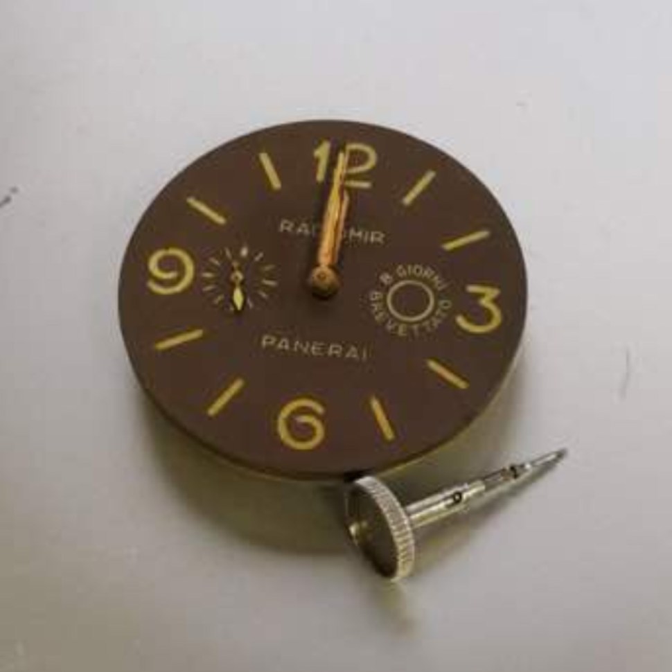 180628-panerai-gpf-2-56-aluminium-fake-antiquorum-april-2018-dial