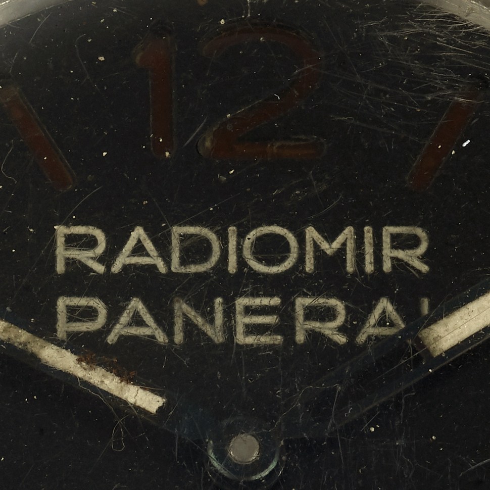 190312-rolex-panerai-3646-1010049-dial-engravings