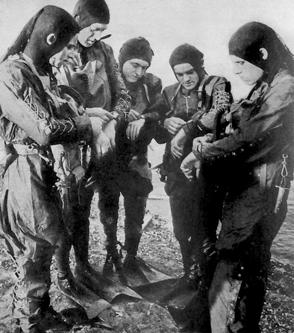 190313-german-kampfschwimmers-1944