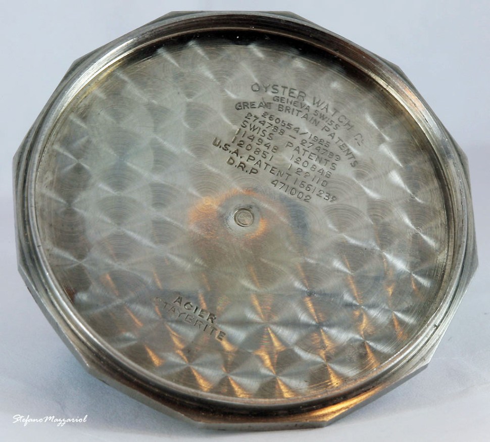 190801-rolex-panerai-2533-116272-caseback-stamps