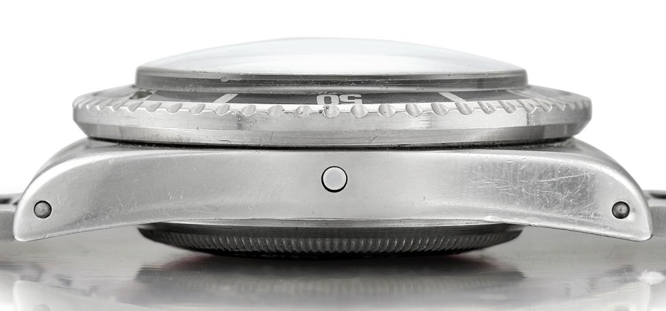 200222-rolex-sea-dweller-1665-valve-detail