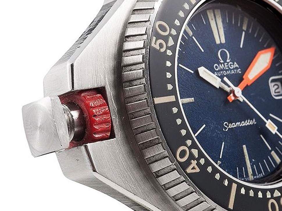 200626-omega-seamaster-600-prototype-red-bolt-screw