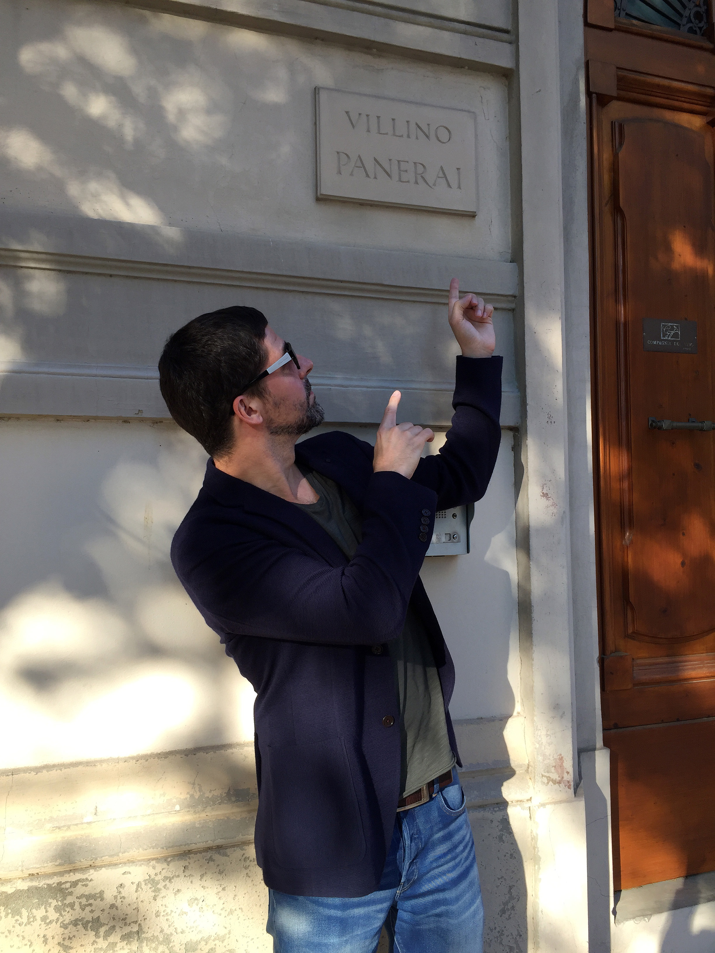 Jose Pereztroika in front of the Villino Panerai in Florence, May 2017
